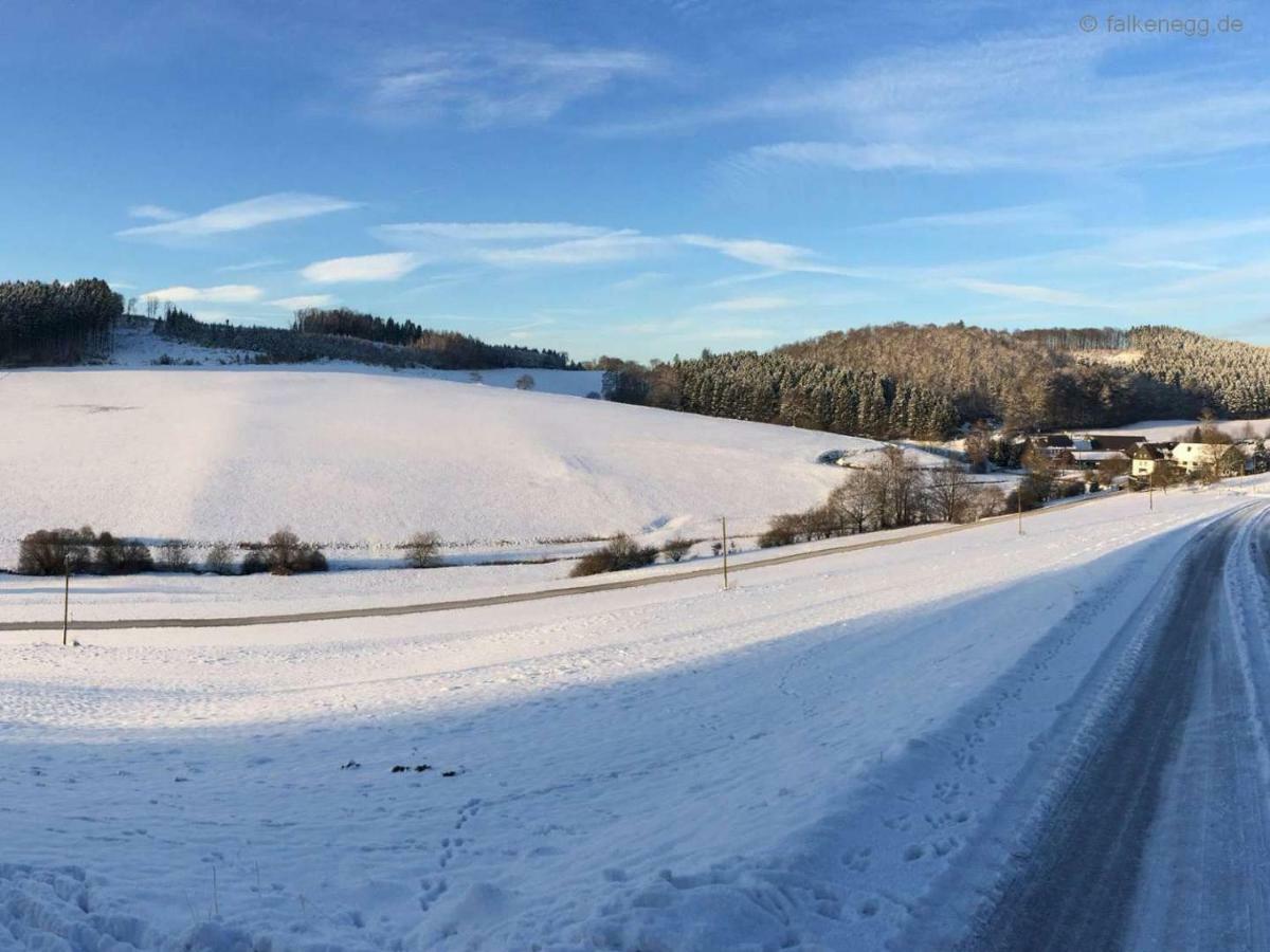 Feriendorf Falkenegg Lennestadt Exteriör bild